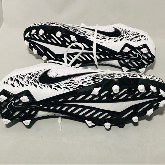 all white vapor cleats